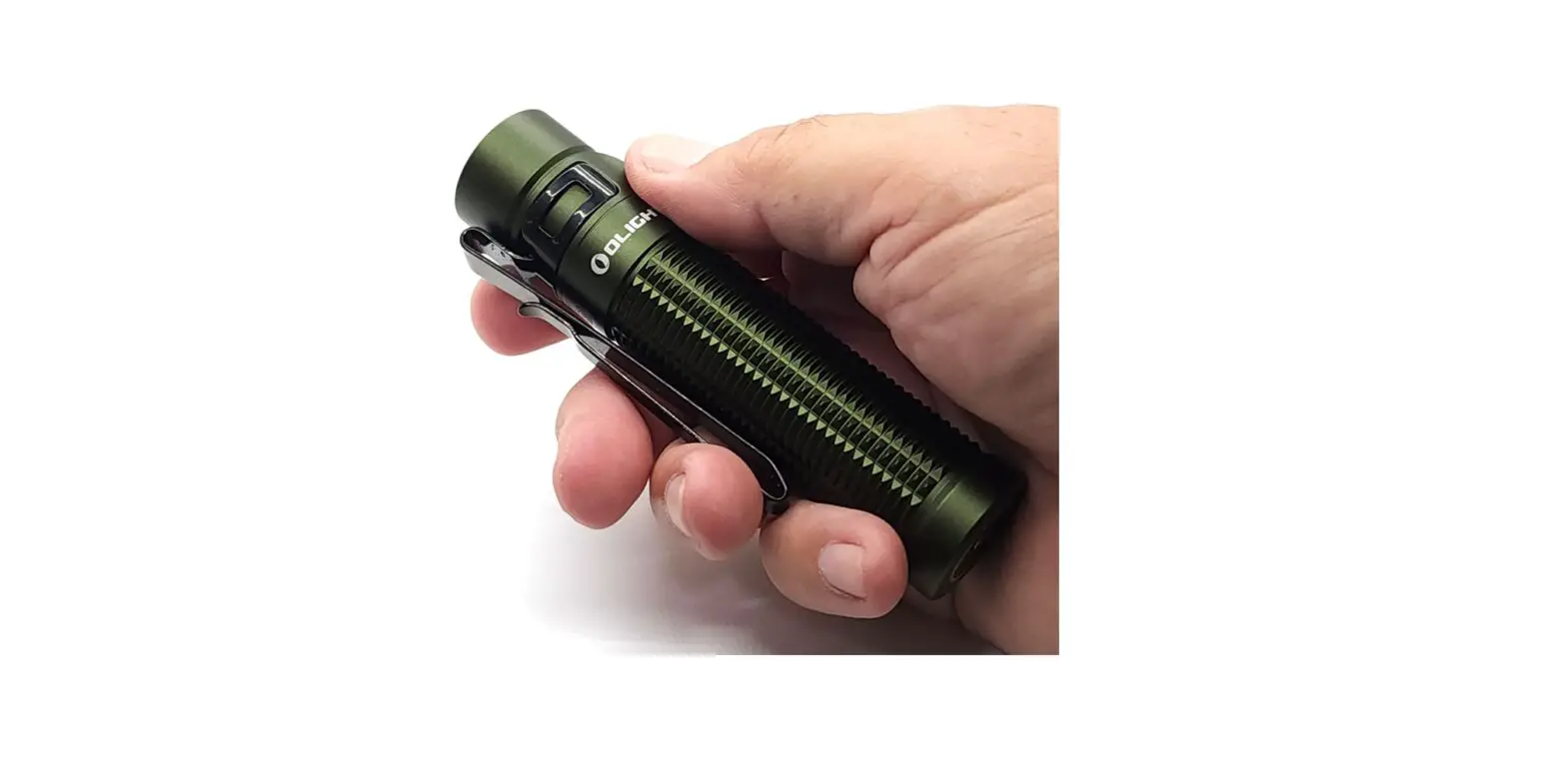 Olight Baton 3 Pro Max Flashlight Hands User Manual Olight Baton 3 Pro Max Flashlight Hands User Manual
