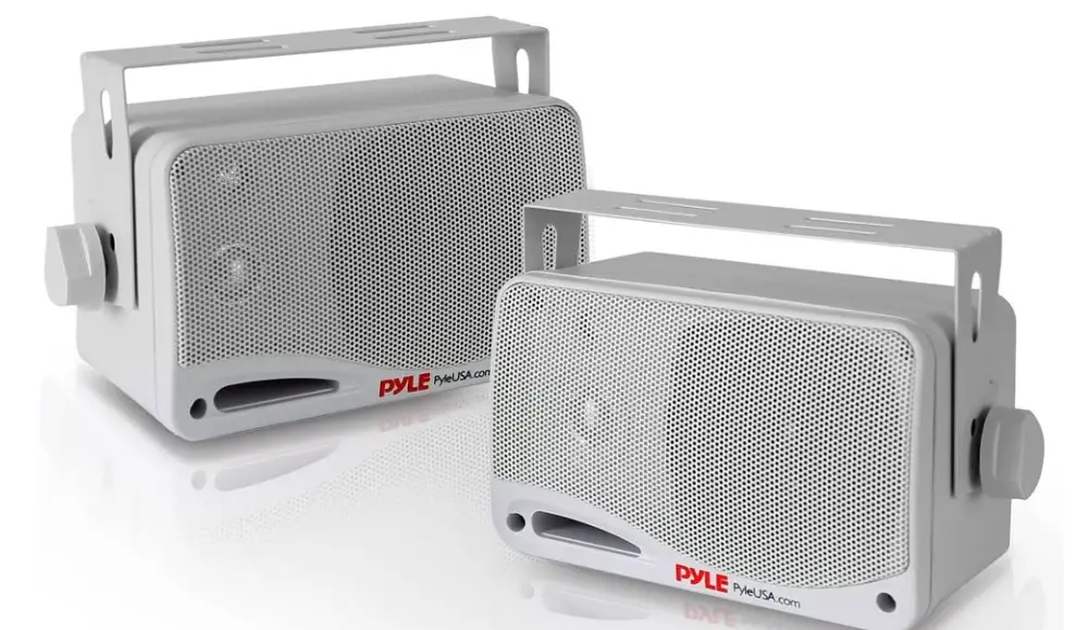 Outdoor-Waterproof-Wireless-Bluetooth-Speaker-imgg