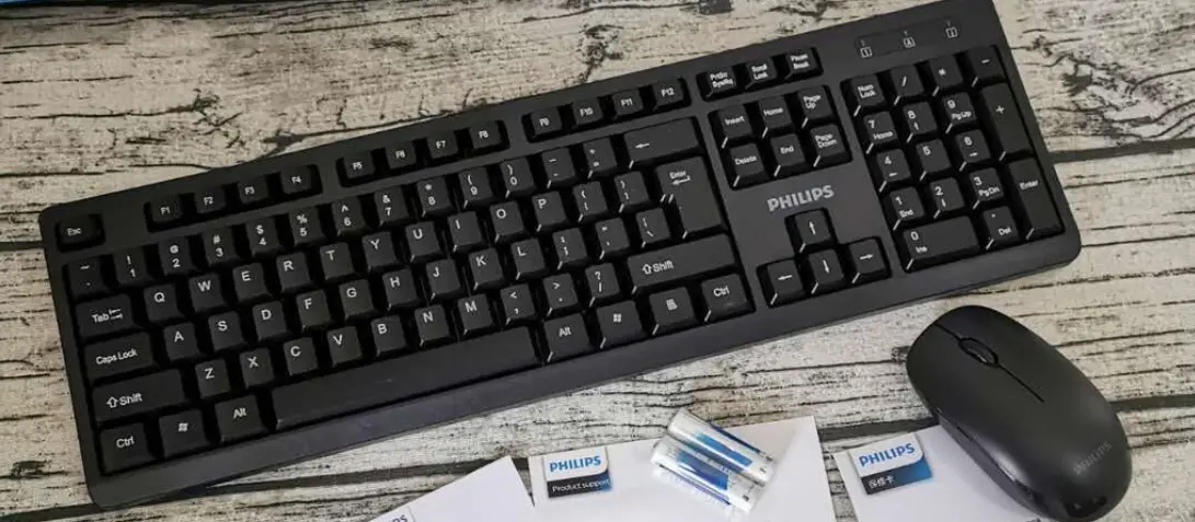 Philips 2000 Series Keyboard Mouse Combo User Manual