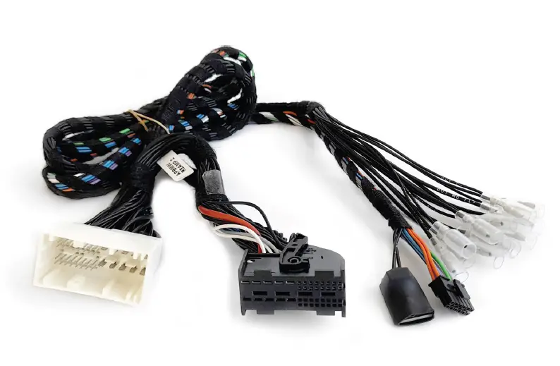 audison-APBMW-ReAMP-2-Plug-and-Play-T-Harness-Owner's-Manual-PRODUCT