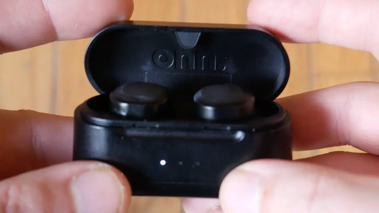 Onn Aaablk100024301 Bluetooth True Wireless Earbuds User Guide