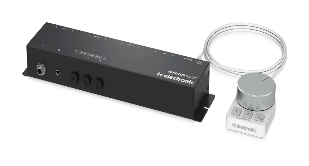 Tc Electronic Monitor Pilot Multi-monitor Switching Control Station User Guide Tc Electronic Monitor Pilot Multi-monitor Switching Control Station User Guide