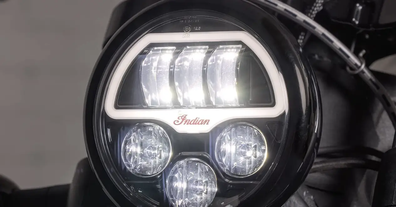 Indian Motorcycle 2413862 Led Headlight Kit Instruction Manual Indian Motorcycle 2413862 Led Headlight Kit Instruction Manual