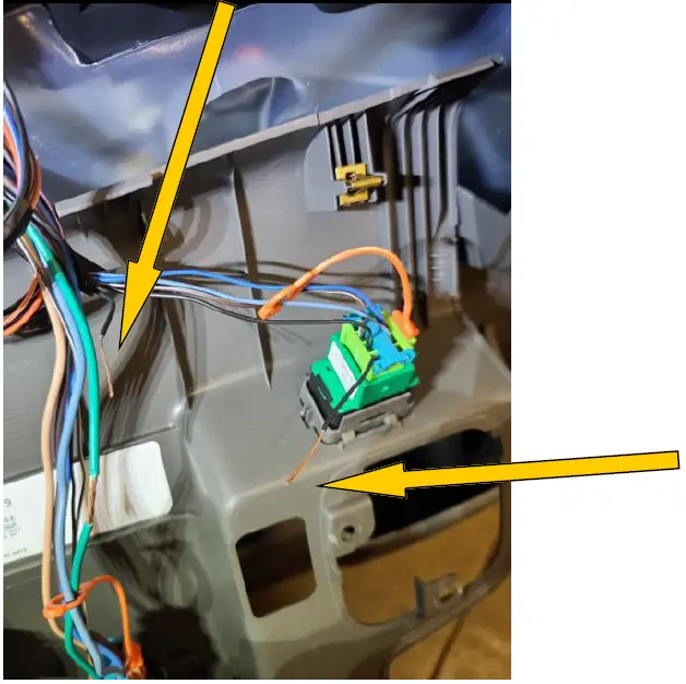CARGO-VAN-LOCKS-GM-Door-Switch-Isolation-fig-7