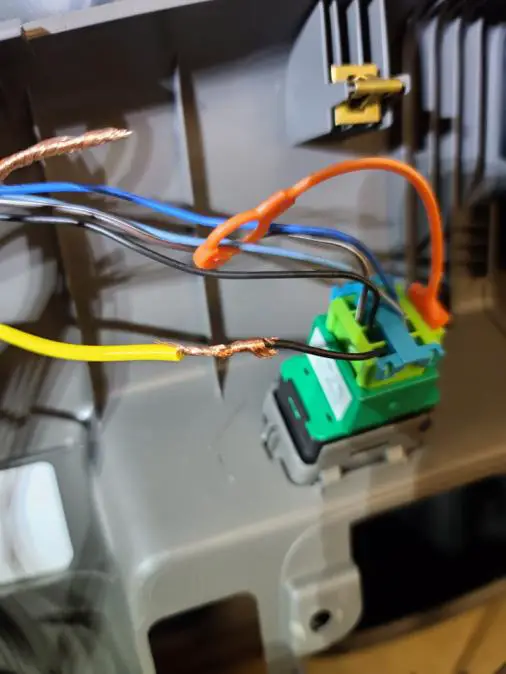 CARGO-VAN-LOCKS-GM-Door-Switch-Isolation-fig-8