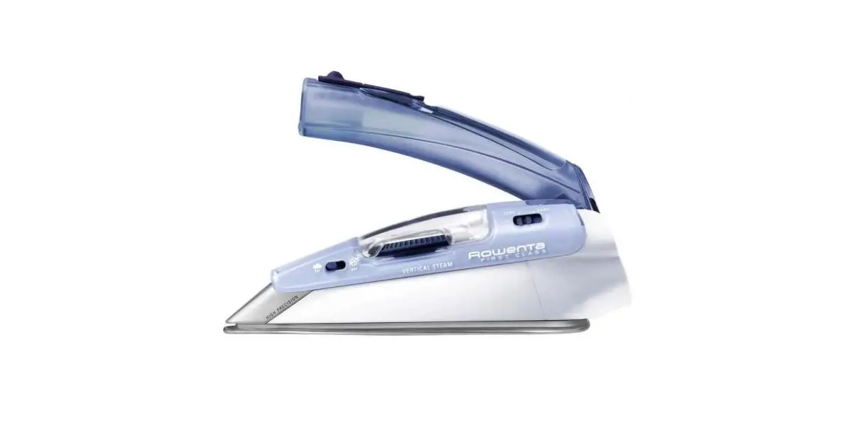 Rowenta Da1511 Stainless Steel Iron Steam User Manual Rowenta Da1511 Stainless Steel Iron Steam User Manual