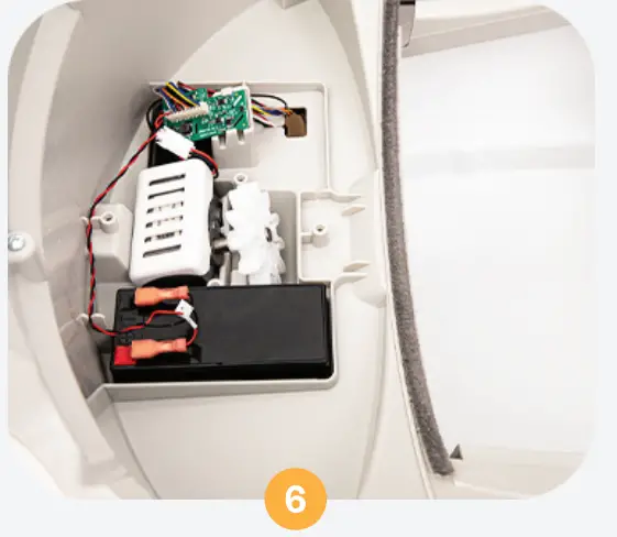 Litter-Robot 4 Backup Battery 7