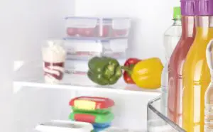 Montpellier MBUR201 Built Under Icebox Fridge