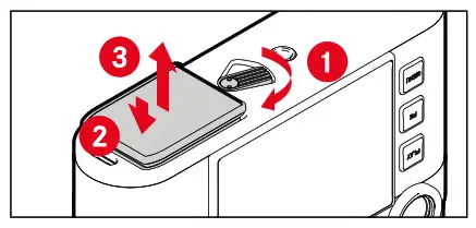 Leica M11 Arrives with a 60 MP Sensor an Electronic Shutter - CHANGING THE BATTERY 3