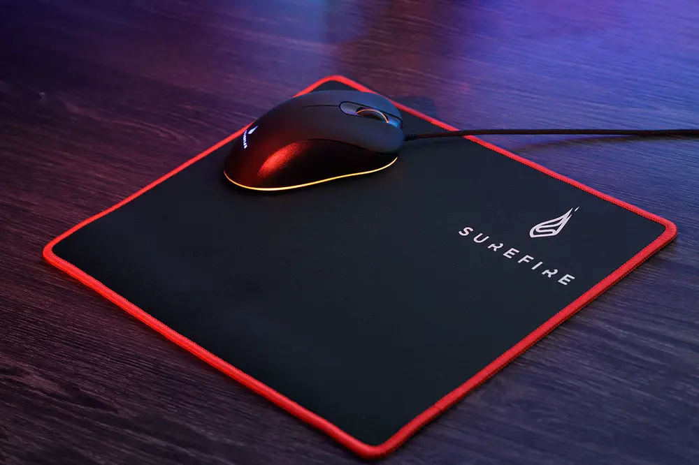 SUREFIRE 48810 Silent Flight Gaming Mouse Pad fig1