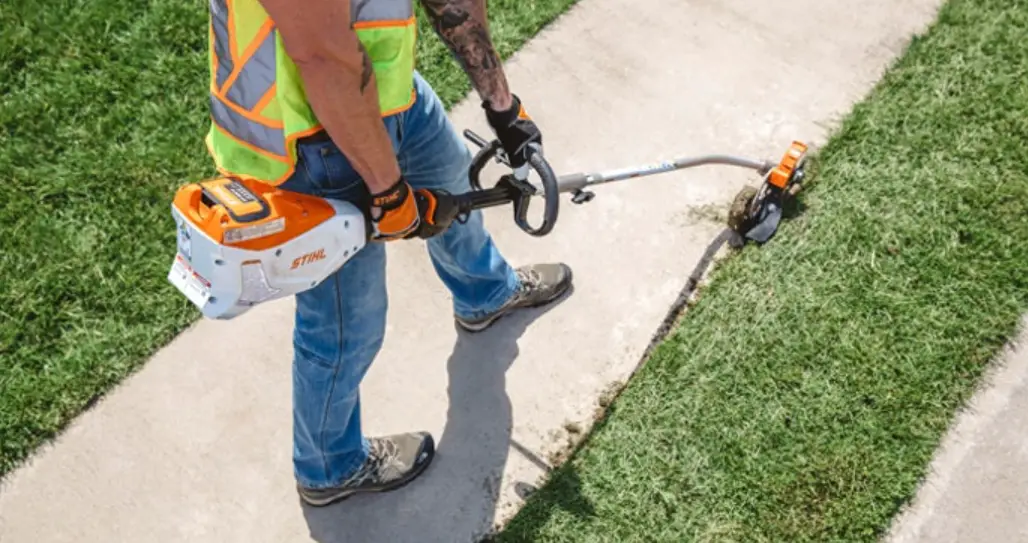 Stihl Kma 135 R Cordless Kombiengine Instruction Manual Stihl Kma 135 R Cordless Kombiengine Instruction Manual