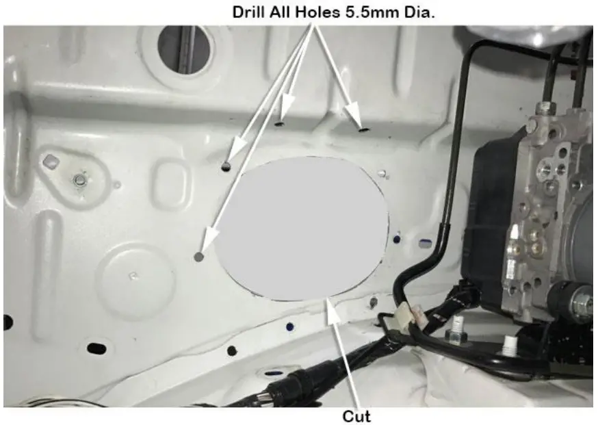 SS122HP Snorkel Safari ARMAX Toyota Hilux 2005 2015 - Remove the template - FIG 9