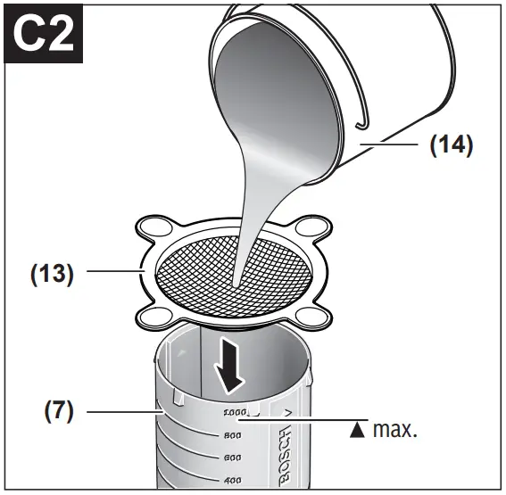 Filling the spray material