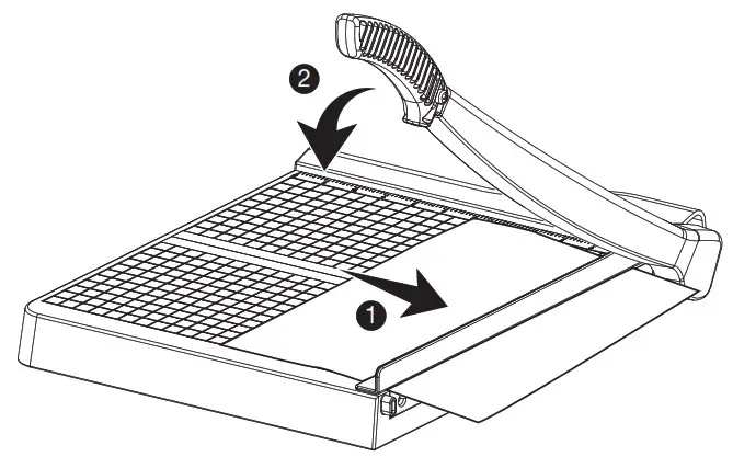 amazonbasics Paper Trimmer - Operation - Paper trimming