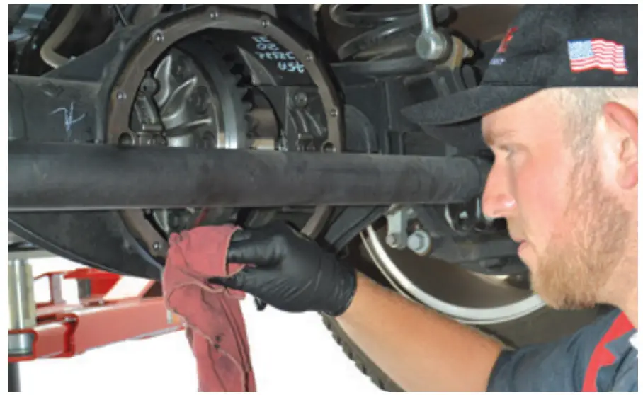 PPE 238042000 Heavy-Duty Cast Aluminum Front Differential Cover RAM 2500 HD - fig 2