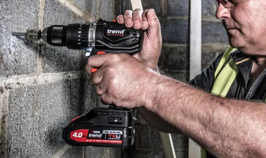 Trend T18s Cordless Brushless Combi Drill User Manual Trend T18s Cordless Brushless Combi Drill User Manual