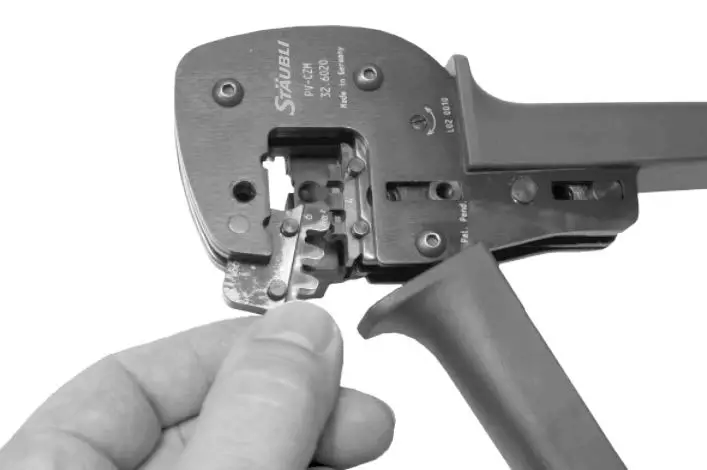 STAUBLI-PV-CZM-Multi-Contact-MC4-Crimp-Tool-16