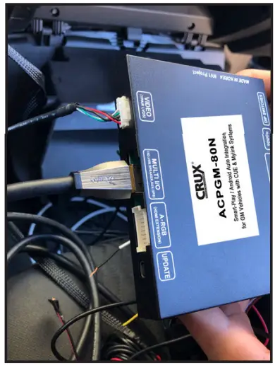 Rear Seat Entertainment (RSE) wiring connections