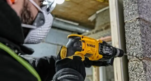 Dewalt D25133, D25262 Heavy Duty Sds Plus Rotary Hammers Instruction Manual