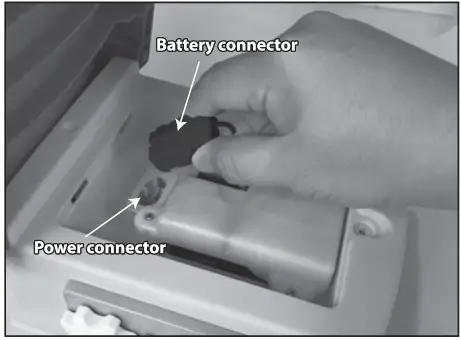 SPIDEY 061515 6V Train and Tracks - battety 4