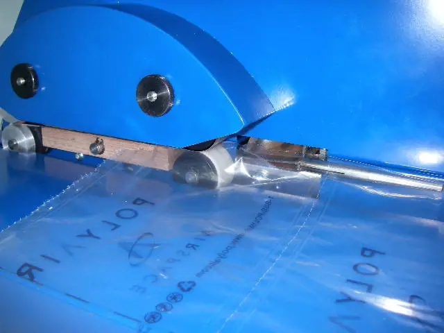 AIRSPACE-G1-Packaging-Air-Pillow-Machine-06