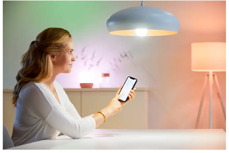 PHILIPS-A60-B22 -Smart-LED-Bulb-01