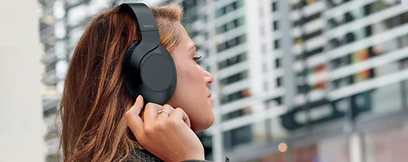 Mixx Rx4 Over-ear Wireless Headphones User Guide