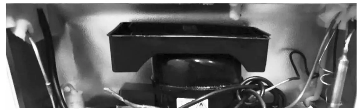 UNIQUE UGP 230L W AC Single Door Refrigerator With Freezer - WATER CATCH