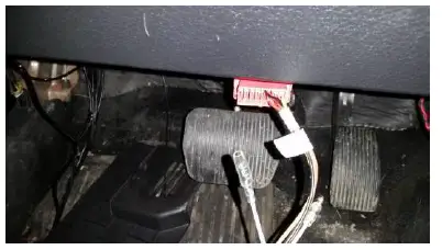 BRANDMOTION-9002-2751-Display-Radio-Camera-Interface-Harness-fig-6