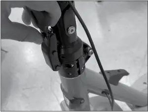 Razor C25 C25 SLA Electric Scooter Step 4