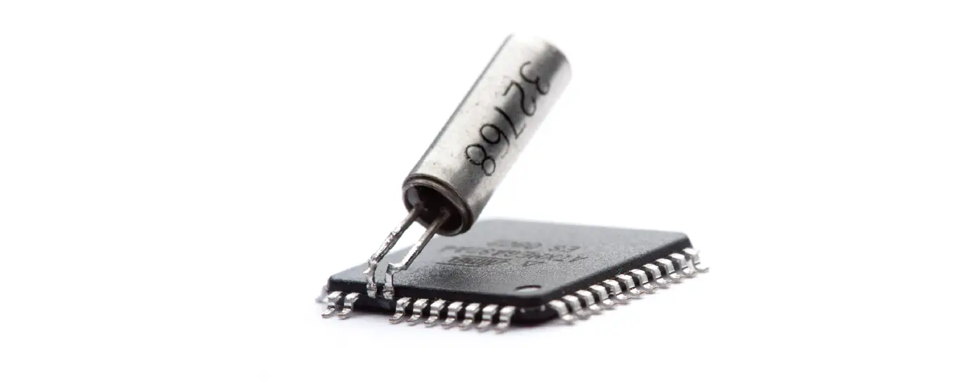 Microchip An2648 Selecting And Testing 32.768 Khz Crystal Oscillators For Avr Microcontrollers User Guide