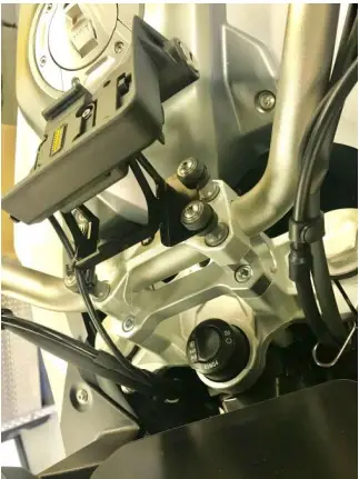 HELIBARS-HR05148-Handlebar-Risers-Silver-BMW-FIG-13