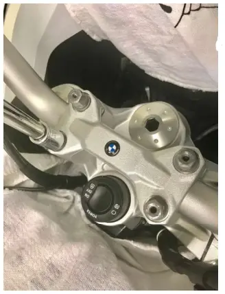 HELIBARS-HR05148-Handlebar-Risers-Silver-BMW-FIG-2