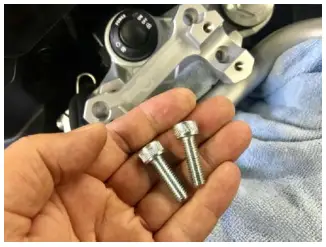 HELIBARS-HR05148-Handlebar-Risers-Silver-BMW-FIG-5