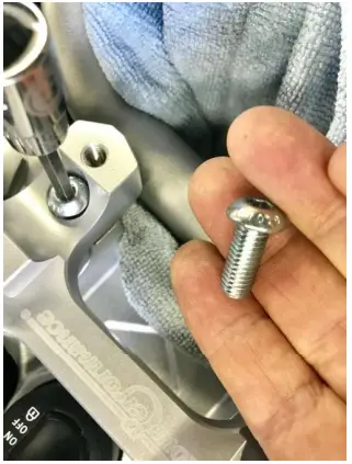 HELIBARS-HR05148-Handlebar-Risers-Silver-BMW-FIG-6