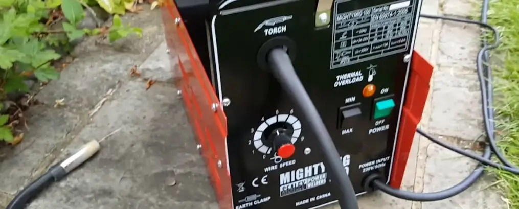 Sealey Mightymig150.v2 150a Professional Gas-no-gas Mig Welder Instruction Manual Sealey Mightymig150.v2 150a Professional Gas-no-gas Mig Welder Instruction Manual