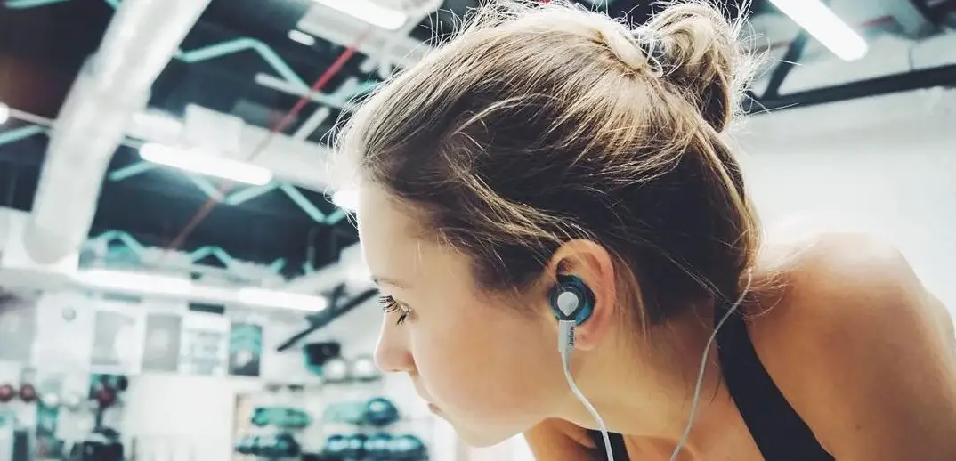 Jabra Sport Coach Wireless Earphones User Manual Jabra Sport Coach Wireless Earphones User Manual