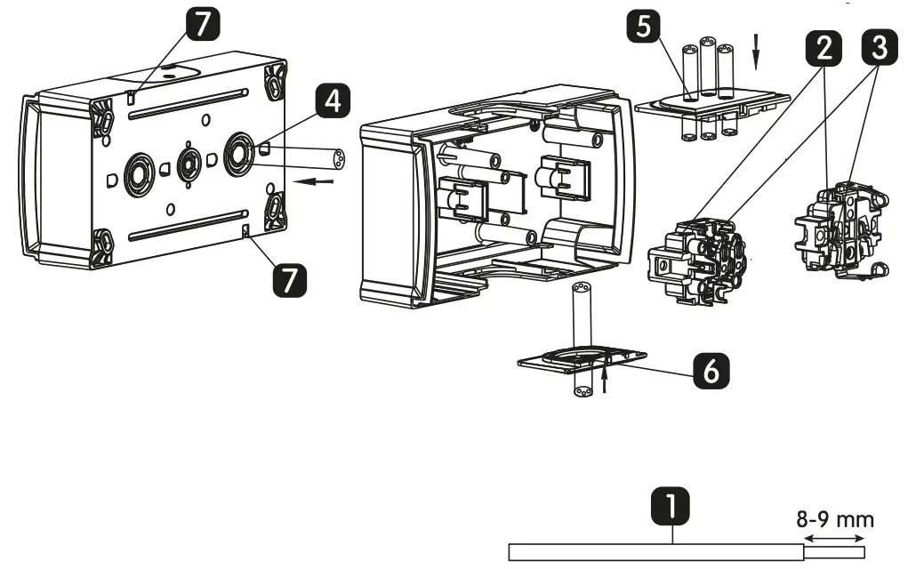 Panasonic Pacific Two-way Illum. Switch & 2P+E Socket with Shutter - fig 1