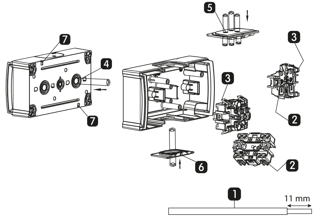 Panasonic Pacific Two-way Illum. Switch & 2P+E Socket with Shutter - fig 2