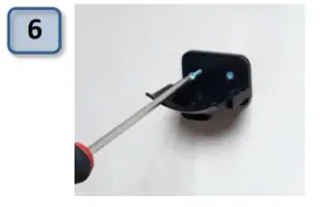 DAEWOO FLR00010 Cyclone Freedom 22.2V Cordless Vacuum - supplied screws