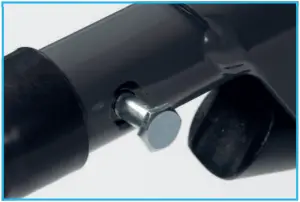 Attaching the Handles