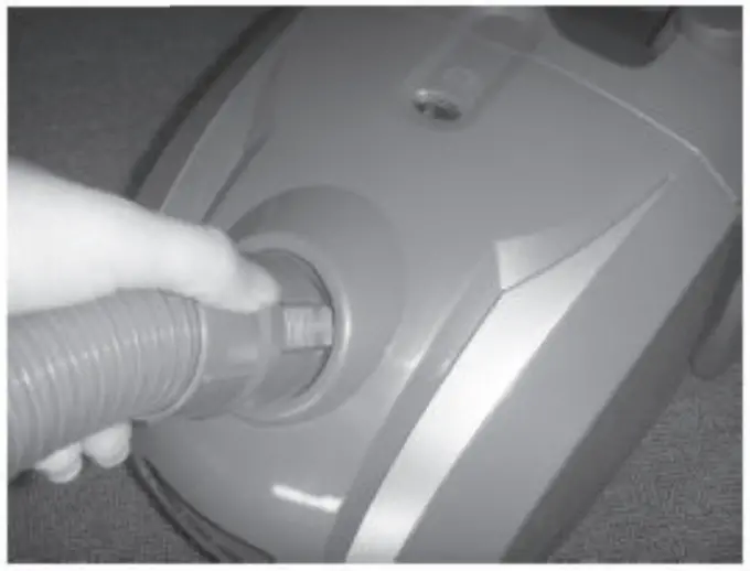 fitting the flexible Hose