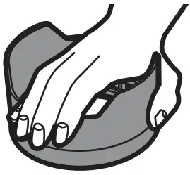 Attaching the lens hood