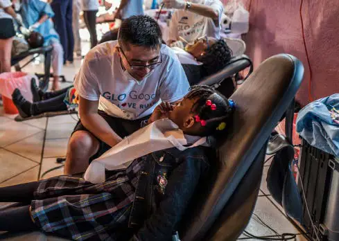 glo 558113 Take Home Wireless Teeth Whitening Device Kit - figure 14