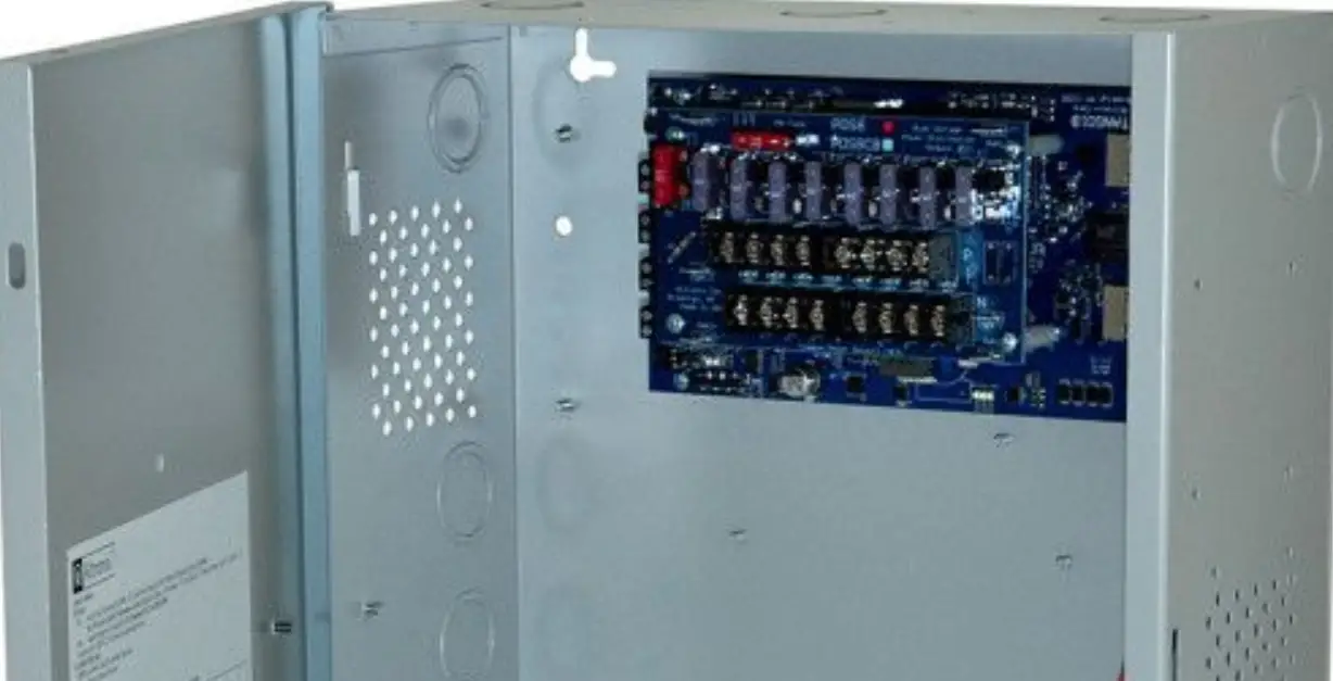 Altronix Tango8p Series Poe Driven Multi-output Power Supplies With Lithium Battery Backup Installation Guide Altronix Tango8p Series Poe Driven Multi-output Power Supplies With Lithium Battery Backup Installation Guide