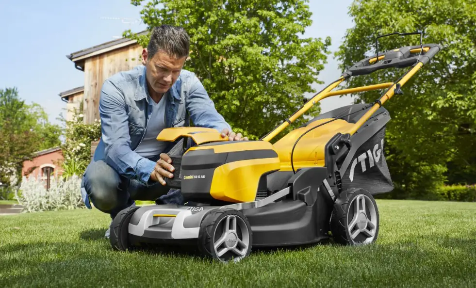 Stiga Mcs 470 Li 48 Series Pedestrian Controlled Walk Behind Battery Powered Lawn Mower Instructions Stiga Mcs 470 Li 48 Series Pedestrian Controlled Walk Behind Battery Powered Lawn Mower Instructions