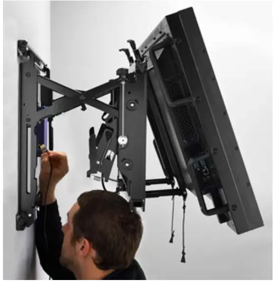 CHIEF LVS1U ConnexSys Video Wall Mount System - Serviceability