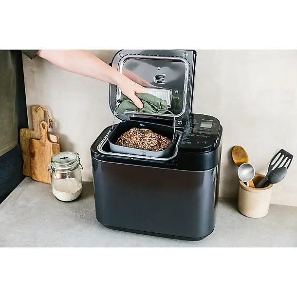 Panasonic Breadmaker User Manual Panasonic Breadmaker User Manual