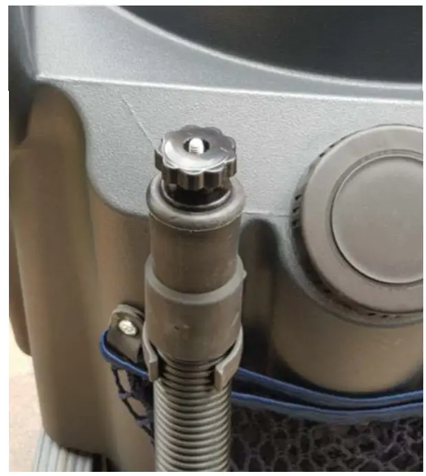 V TUF XR11000 High Performance Wet and Dry Industrial Vacuum Cleaner - fig 10