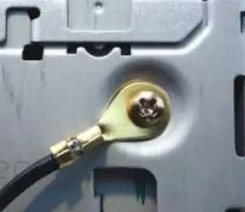 DISCOUNT CAR STEREO A2D-MBFM Fig 7